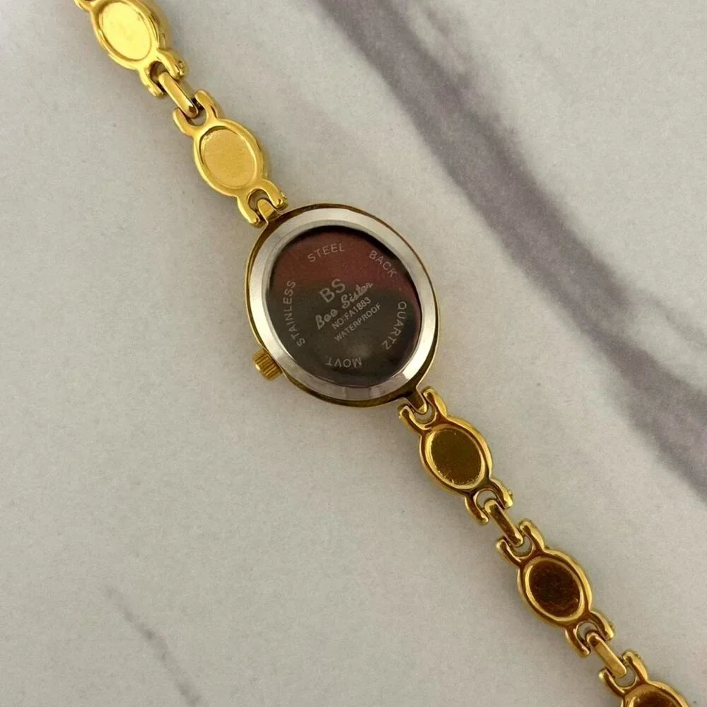 Sku0446 Retro Gold Green Gemstones Women Casual Oval Bracelet Watch + gift bag‎